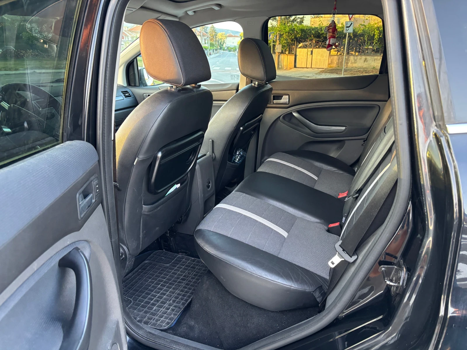 Ford Kuga  Панорама, снимка 15 - Автомобили и джипове - 55524318