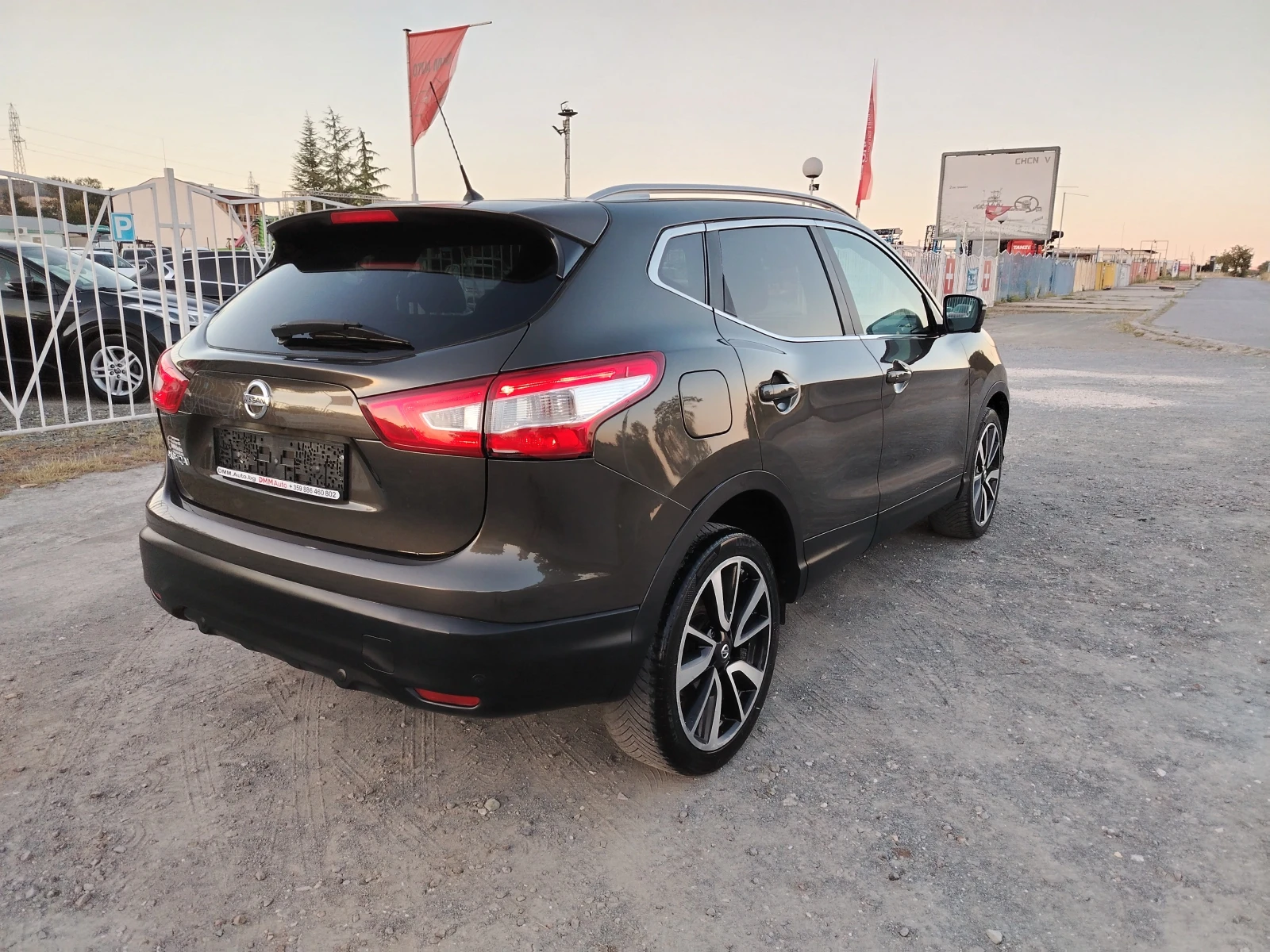 Nissan Qashqai 1.6-131 �� ����, ���������, ��������, ���� | Mobile.bg � ����������� 5