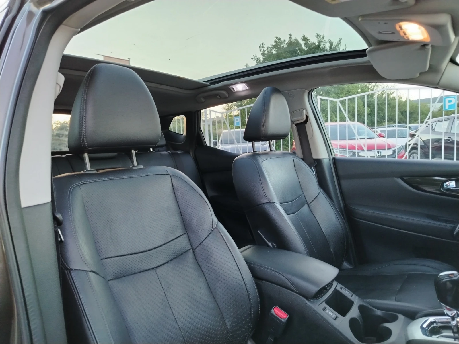 Nissan Qashqai 1.6-131 �� ����, ���������, ��������, ���� | Mobile.bg � ����������� 15