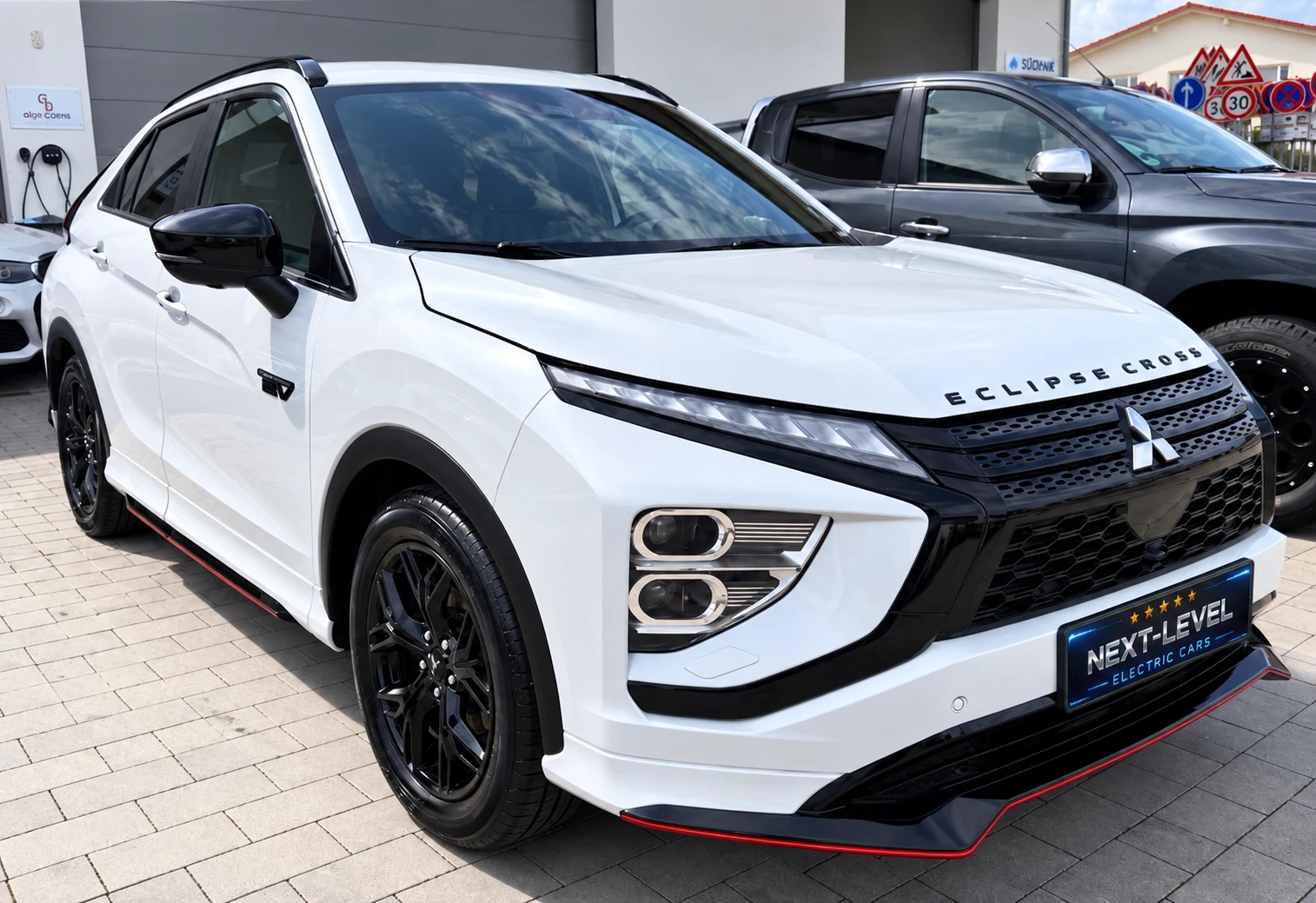 Mitsubishi Eclipse Cross ПЛЪГ-ИН ХИБРИД ПРОБЕГ САМО НА ТОК 60 км 4х4 188к.с, снимка 3 - Автомобили и джипове - 56148852