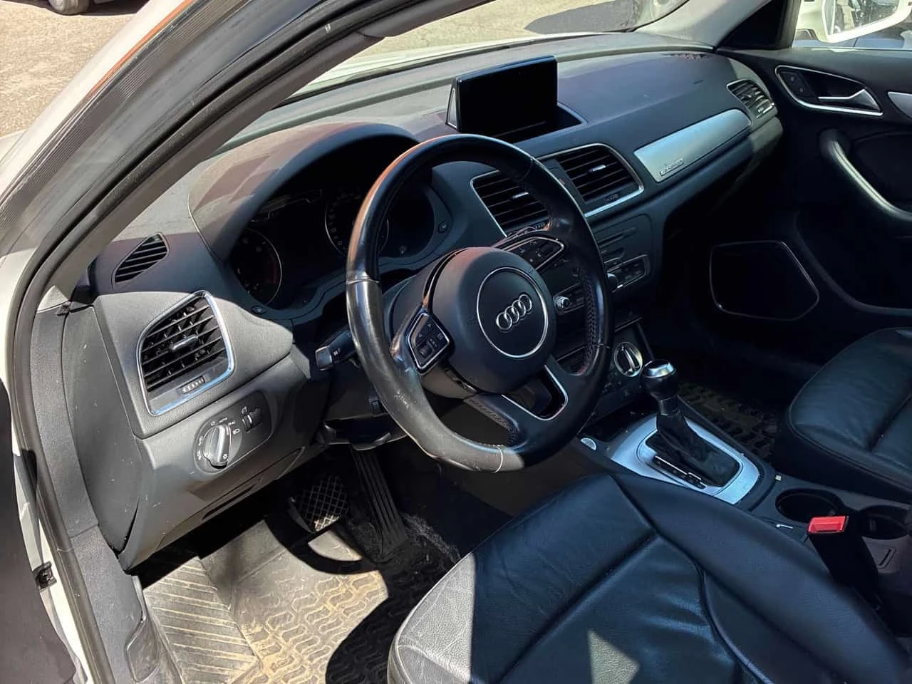Audi Q3 * Technik * CARFAX * ОПЦИЯ ЗА ФИНАНСИРАНЕ * , снимка 5 - Автомобили и джипове - 56223829