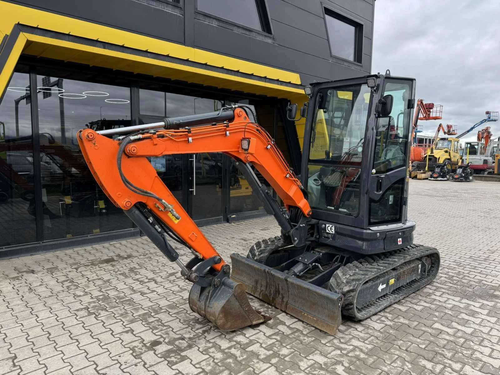 ����� Cimex Minixx M27 2023�., 2650 ��. | Mobile.bg � ����������� 2