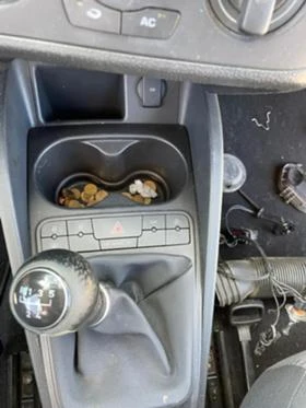 Seat Ibiza 1.2tsi, снимка 13