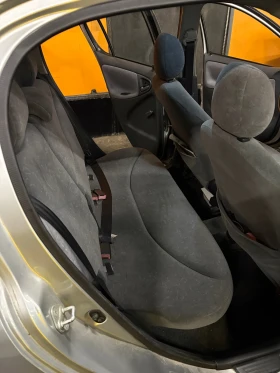 Toyota Yaris 1.0vvti KLIMA, снимка 7