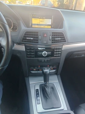 Mercedes-Benz E 220, снимка 9
