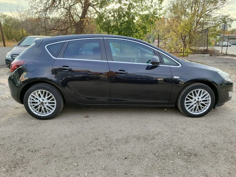 Opel Astra 1.4i, снимка 6 - Автомобили и джипове - 43089748