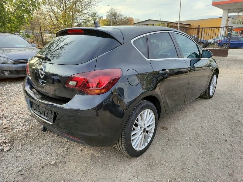 Opel Astra 1.4i, снимка 5 - Автомобили и джипове - 43089748