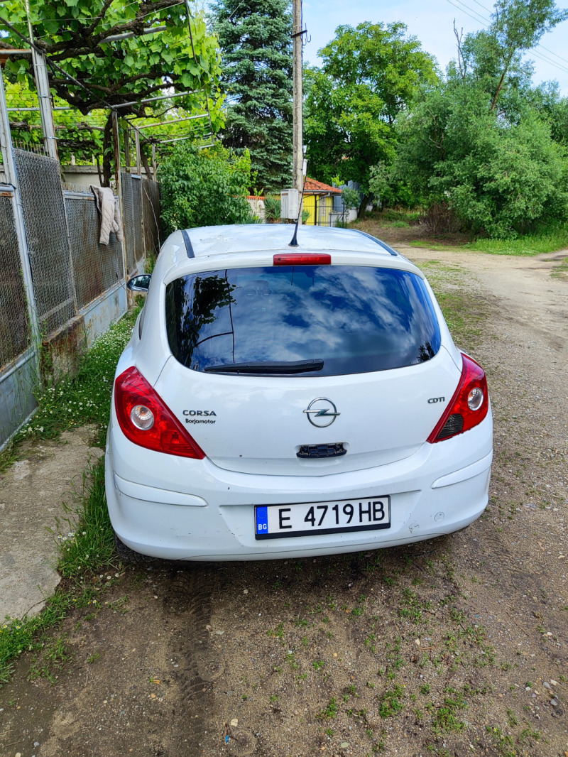 Opel Corsa, снимка 15 - Автомобили и джипове - 46371316