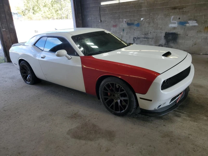 Dodge Challenger SRT 392 , снимка 2 - Автомобили и джипове - 47674848