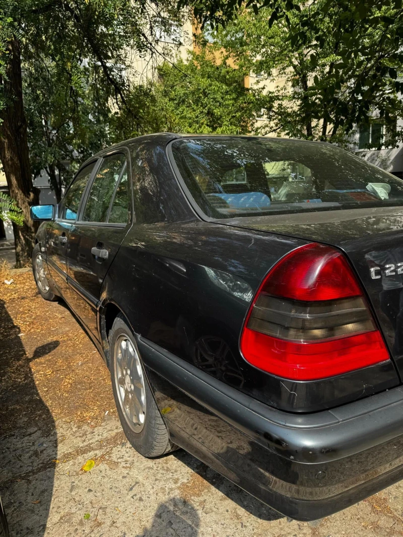 Mercedes-Benz 220 220 CDI, снимка 4 - Автомобили и джипове - 48409425