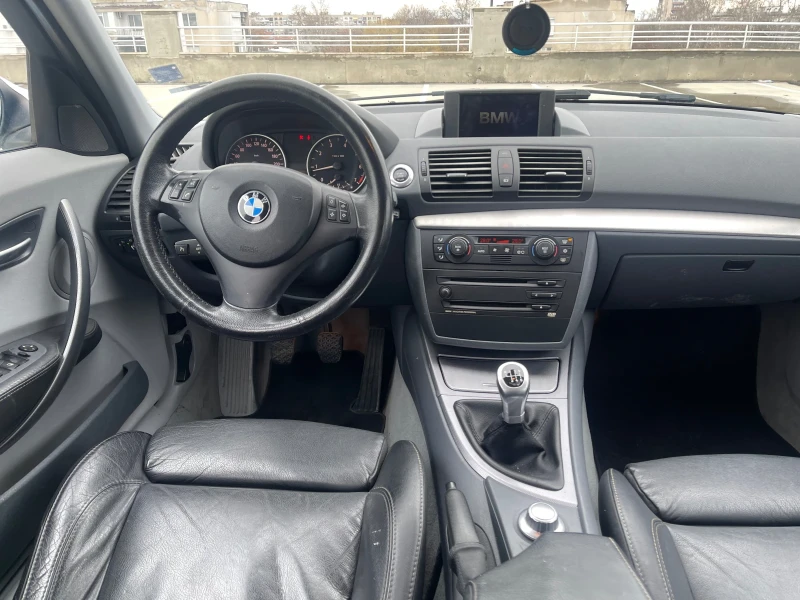 BMW 120 i 150Hp 4ВРАТИ РЕГИСТРИРАНА КЛИМАТРОНИК КОЖА НАВИ, снимка 11 - Автомобили и джипове - 48486414