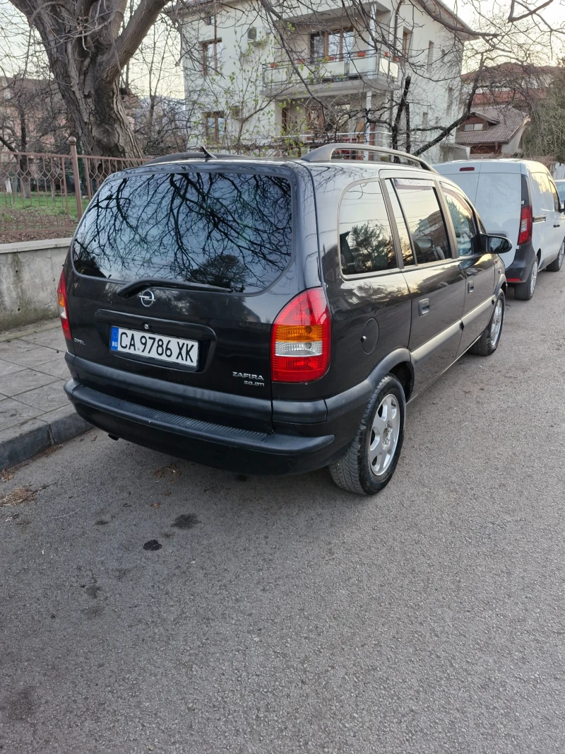 Opel Zafira, снимка 5 - Автомобили и джипове - 49576331