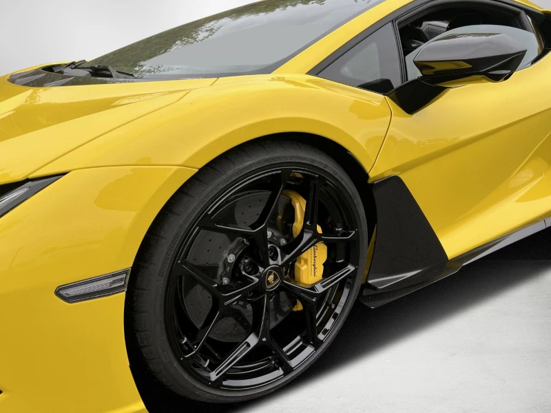 Lamborghini Revuelto 6.5L V12, снимка 3 - Автомобили и джипове - 51508945