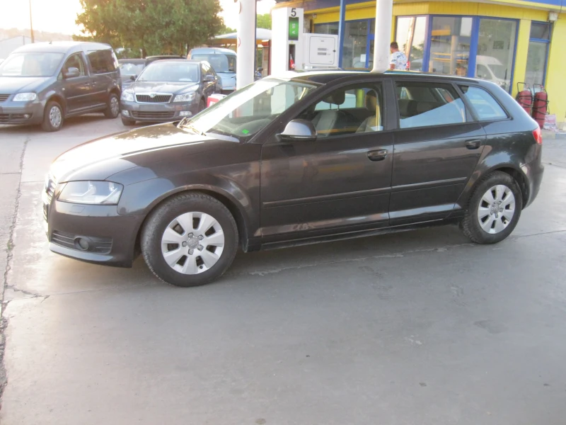 Audi A3 Sportback , снимка 3 - Автомобили и джипове - 51143415