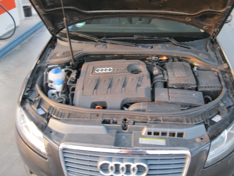 Audi A3 Sportback , снимка 9 - Автомобили и джипове - 51143415