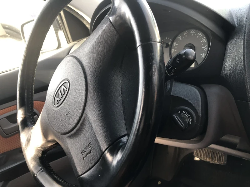 Kia Picanto, снимка 4 - Автомобили и джипове - 52342653