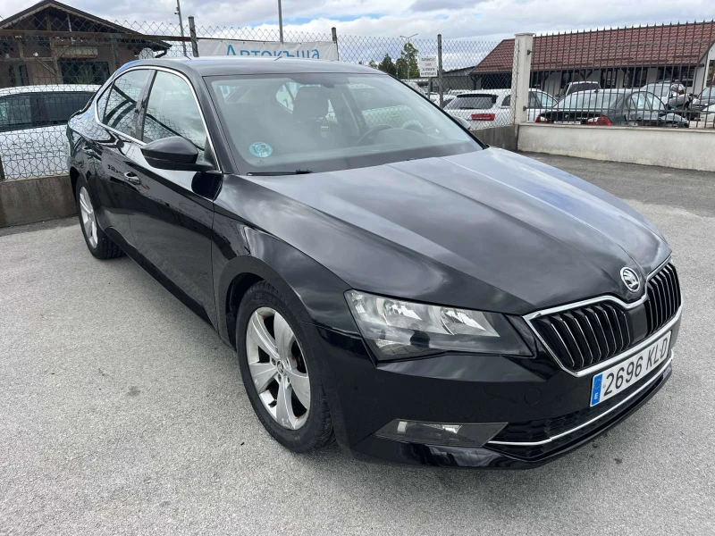 Skoda Superb 2.0TDI 150к 6 СКОРОСТИ EURO 6 DISTRONIK АВТОПИЛОТ , снимка 3 - Автомобили и джипове - 51949498
