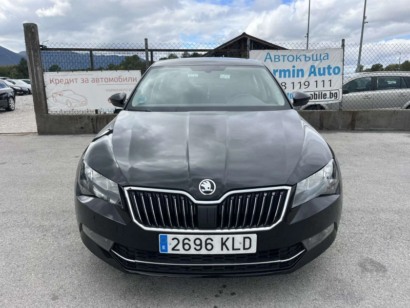 Skoda Superb 2.0TDI 150к 6 СКОРОСТИ EURO 6 DISTRONIK АВТОПИЛОТ , снимка 2 - Автомобили и джипове - 51949498