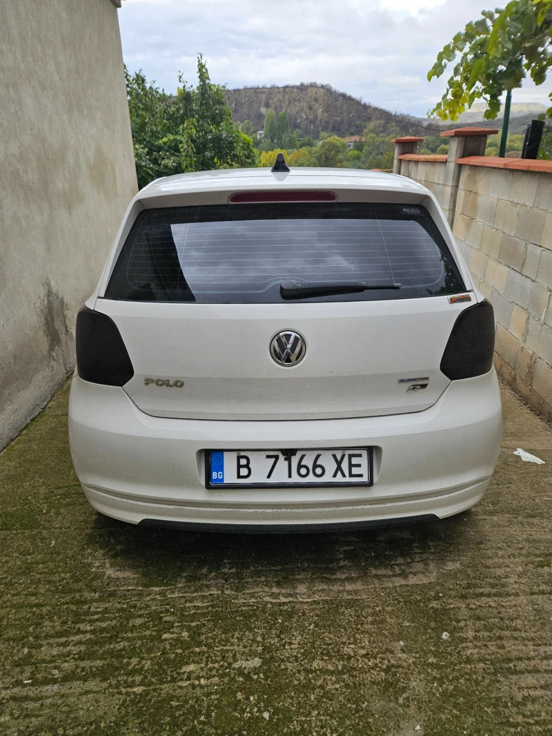 VW Polo, снимка 4 - Автомобили и джипове - 52248143