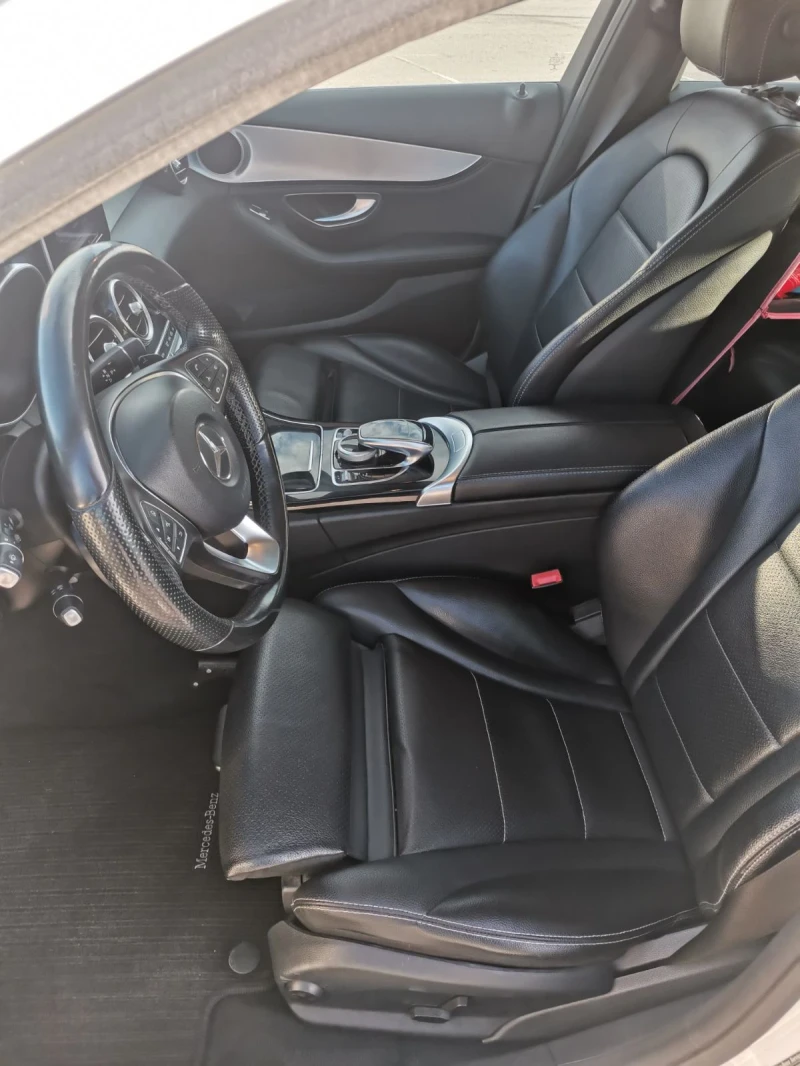 Mercedes-Benz C 220, снимка 9 - Автомобили и джипове - 52394546