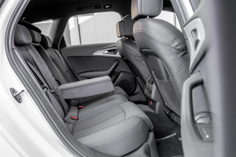 Audi A6 Лизинг без доказване на доходи s line matrix , снимка 12 - Автомобили и джипове - 52845227