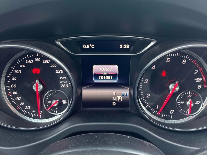 Mercedes-Benz CLA * 250 * CARFAX * БЕЗ ПЪРВОНАЧАЛНА ВНОСКА, снимка 8 - Автомобили и джипове - 53157583