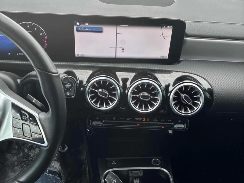 Mercedes-Benz CLA * 250 * CARFAX * БЕЗ ПЪРВОНАЧАЛНА ВНОСКА, снимка 9 - Автомобили и джипове - 53210883