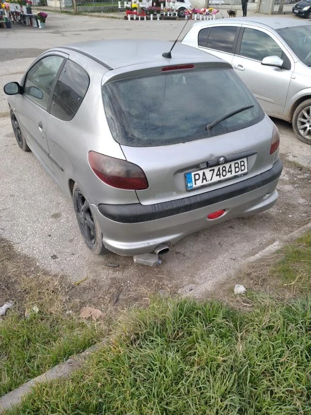 Peugeot 206, снимка 2 - Автомобили и джипове - 53111640
