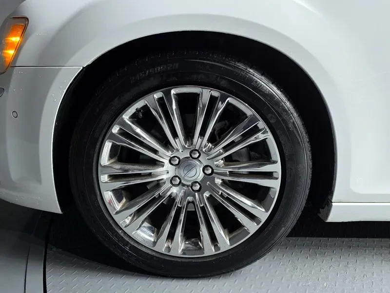 Chrysler 300c 3.6, снимка 5 - Автомобили и джипове - 54326060