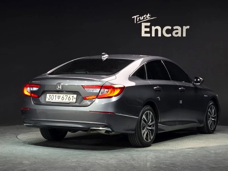Honda Accord 2.0 Automatic, снимка 2 - Автомобили и джипове - 55905926