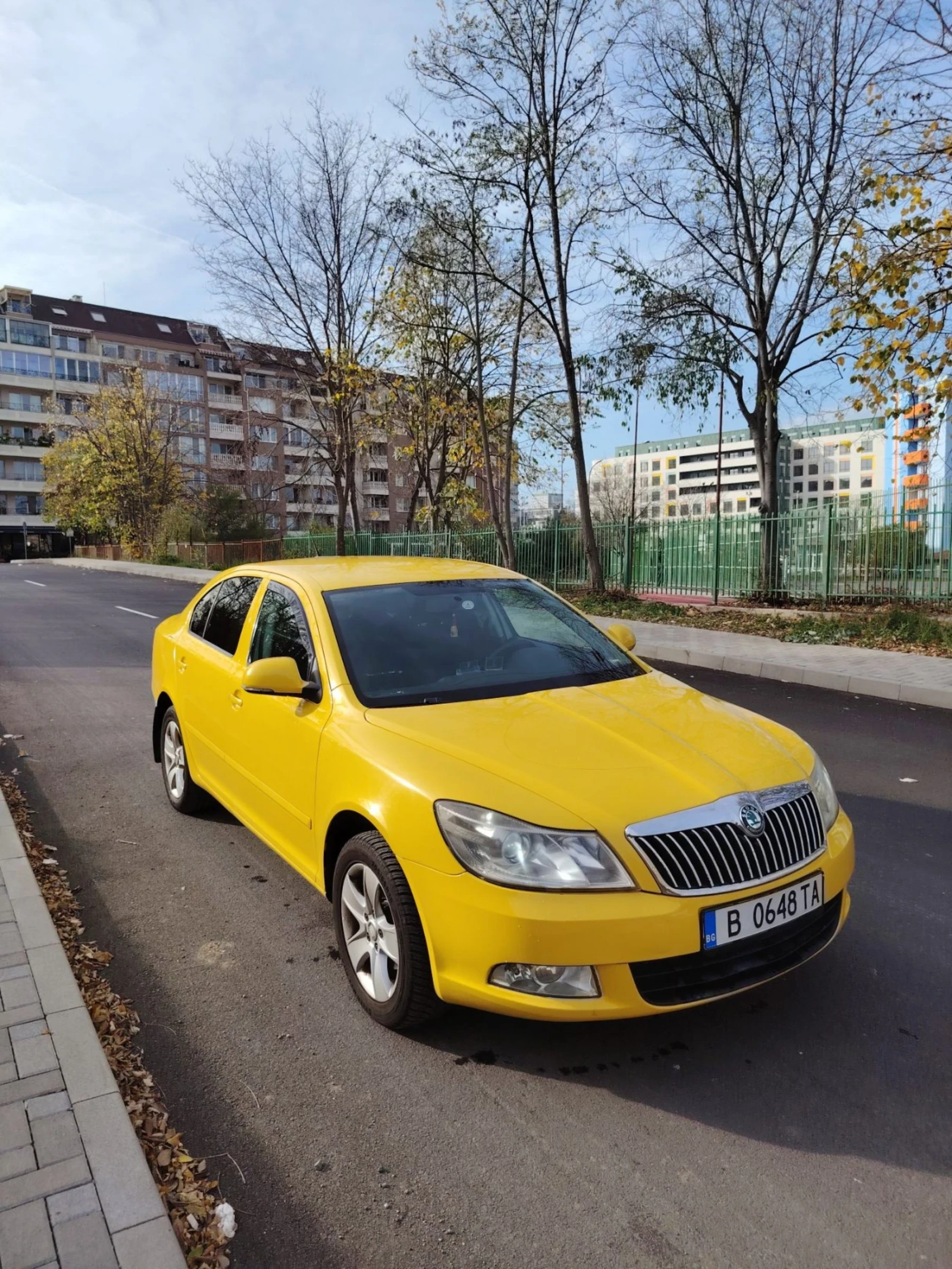 Skoda Octavia 1.6 MPI, снимка 1