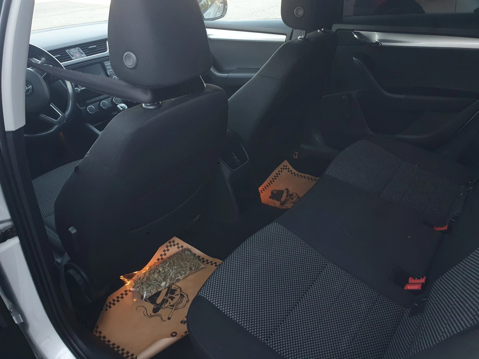 Skoda Octavia 1, 6 tdi 110 hp | Mobile.bg — изображение 13