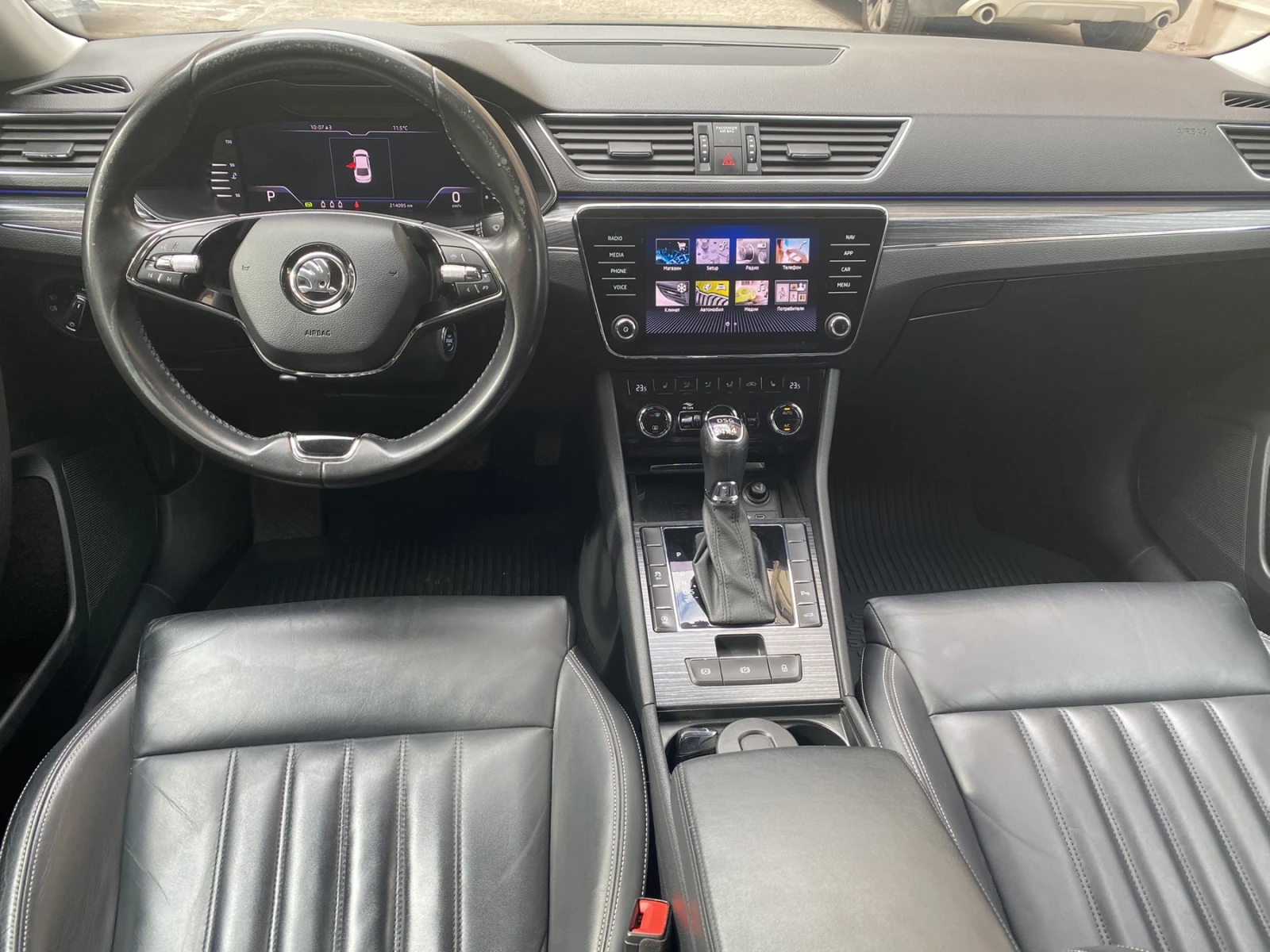 Skoda Superb 2.0TDI/4х4/DSG/200кс./Style - изображение 8