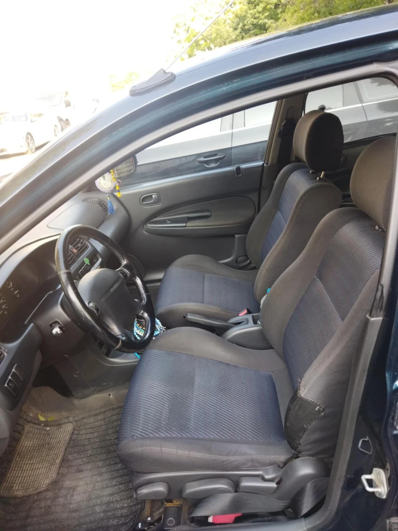 Mazda 323  - изображение 5