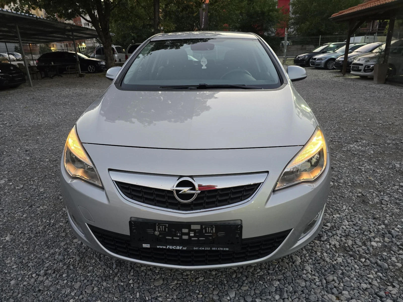 Opel Astra 1.4 TURBO  - изображение 2