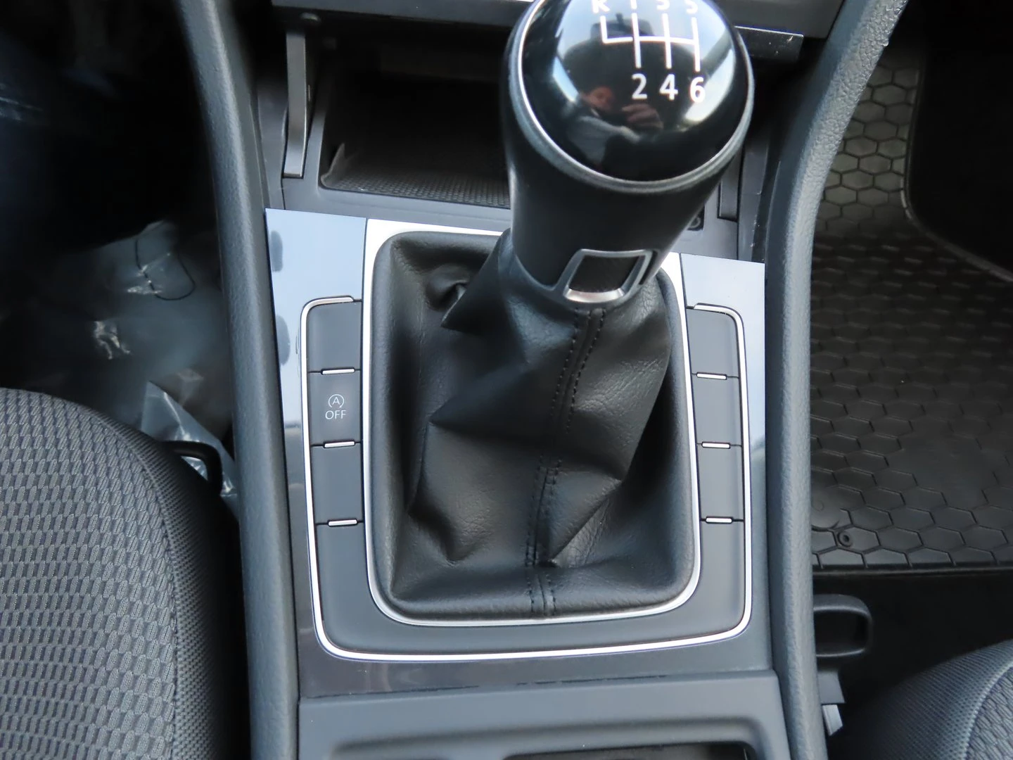 VW Golf Variant Comfortline 1.5TSI EVO BMT - изображение 9