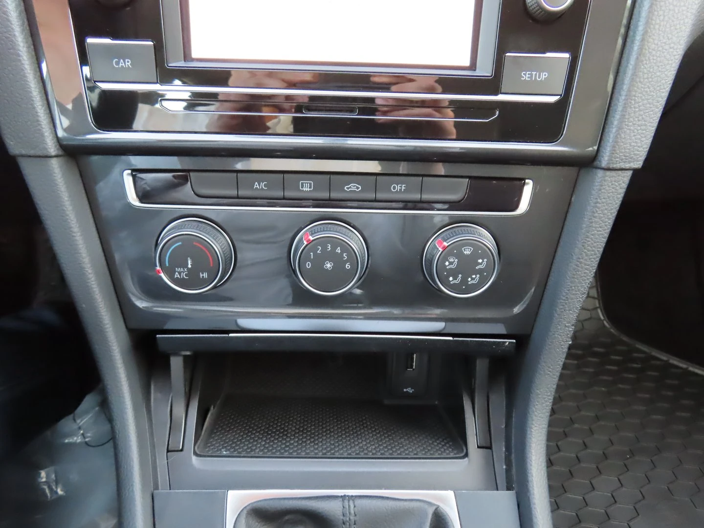 VW Golf Variant Comfortline 1.5TSI EVO BMT - изображение 8