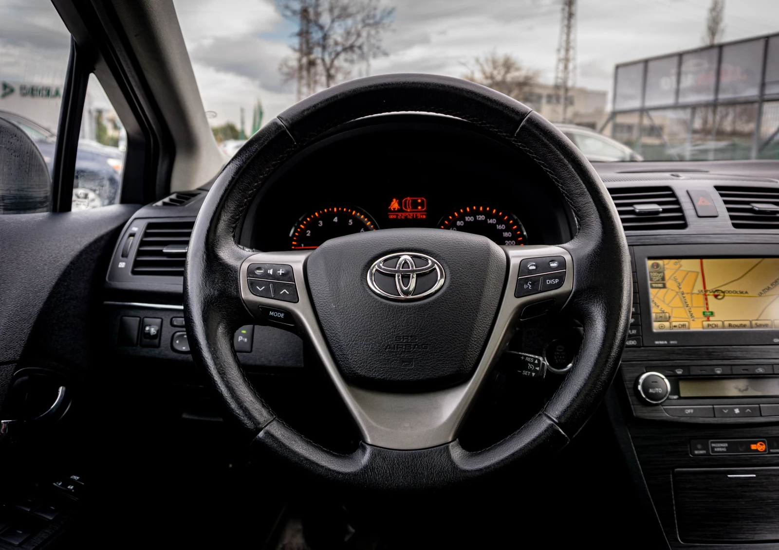 Toyota Avensis 1.8 Valvematic EXECUTIVE | PANORAMA| С ГАРАНЦИЯ - изображение 9