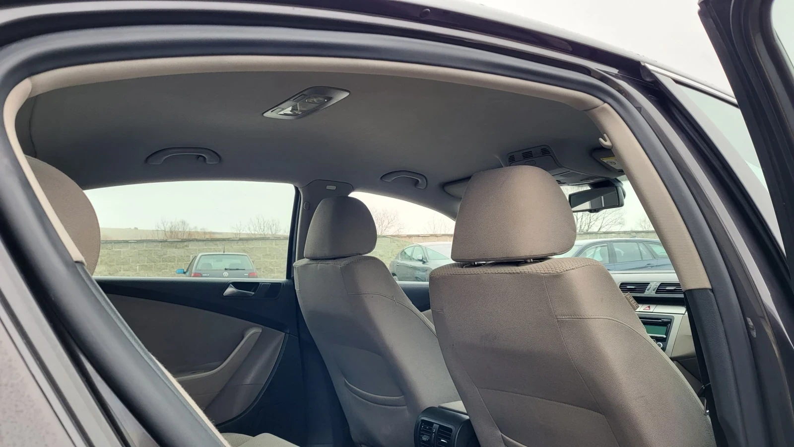 VW Passat 2.0TDI-140 6 SK* CR - изображение 7