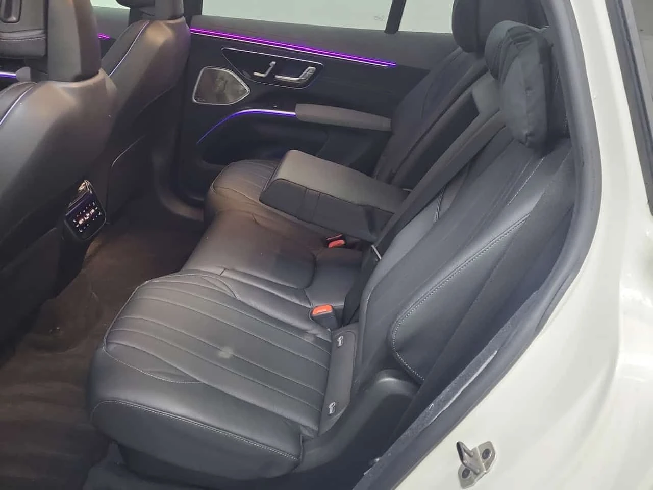 Mercedes-Benz EQS  450 | SUV | 4Matic | ДВА КЛЮЧА | DISTRONIC, снимка 12 - Автомобили и джипове - 53894187