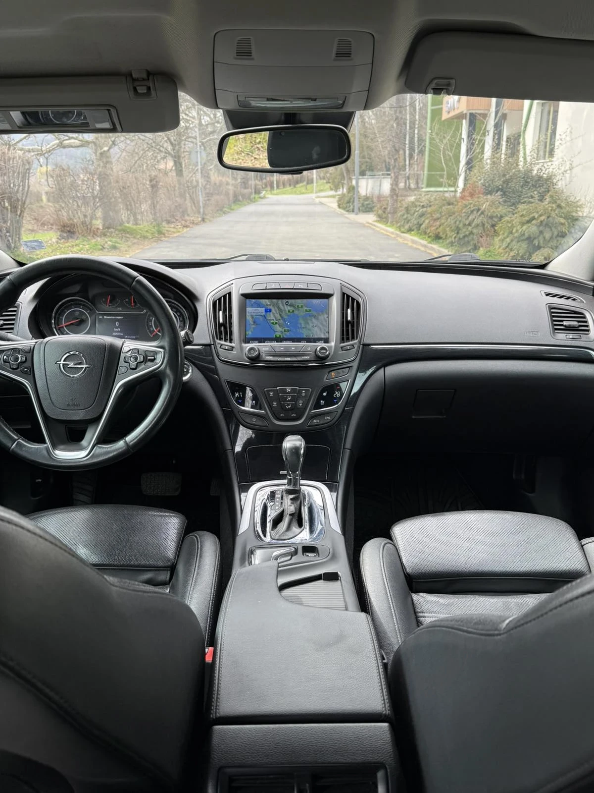 Opel Insignia 2.0 COSMO , снимка 10 - Автомобили и джипове - 54526598