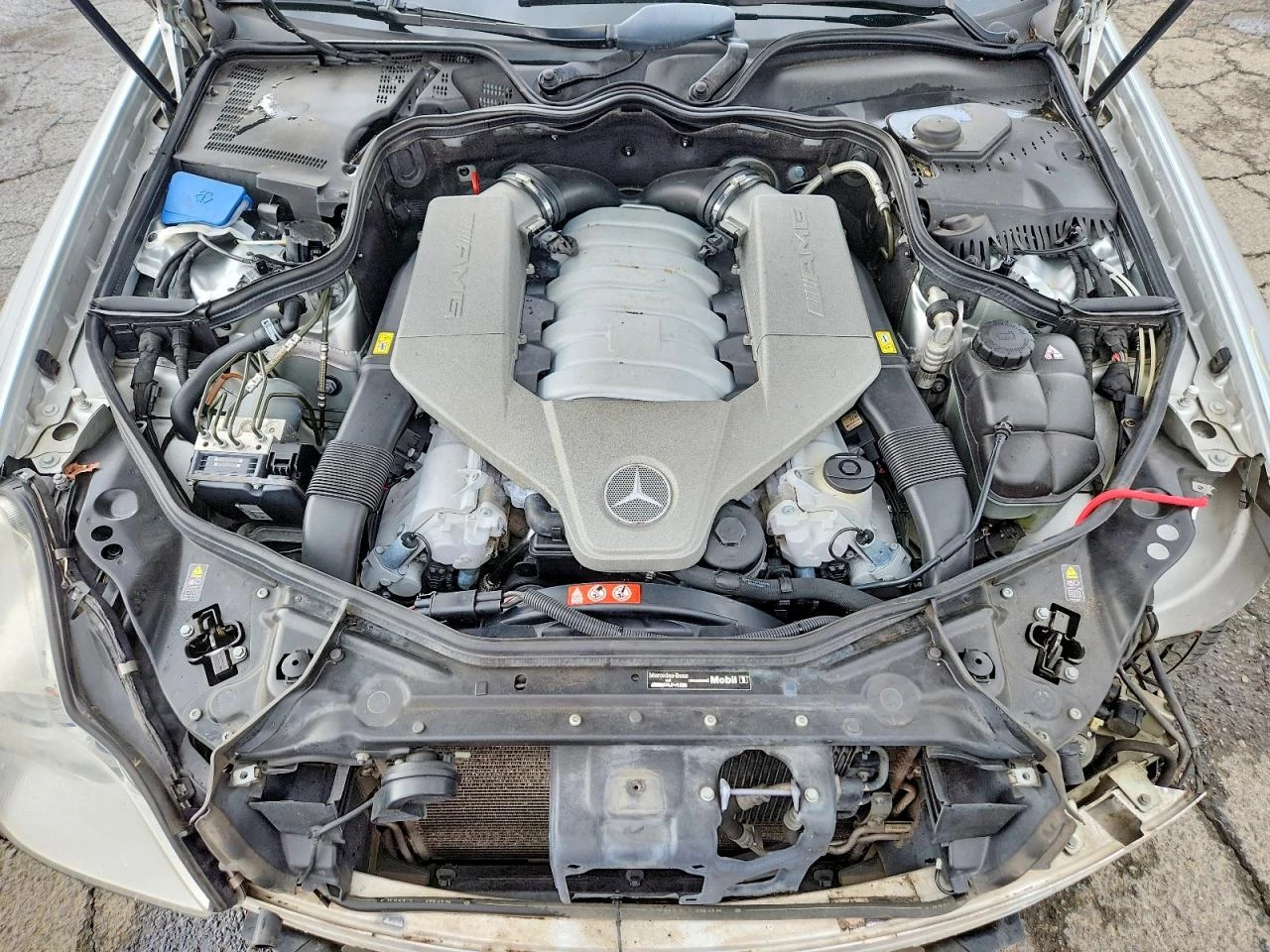 Mercedes-Benz CLS 63 AMG 6.3 AMG, снимка 11 - Автомобили и джипове - 54755810
