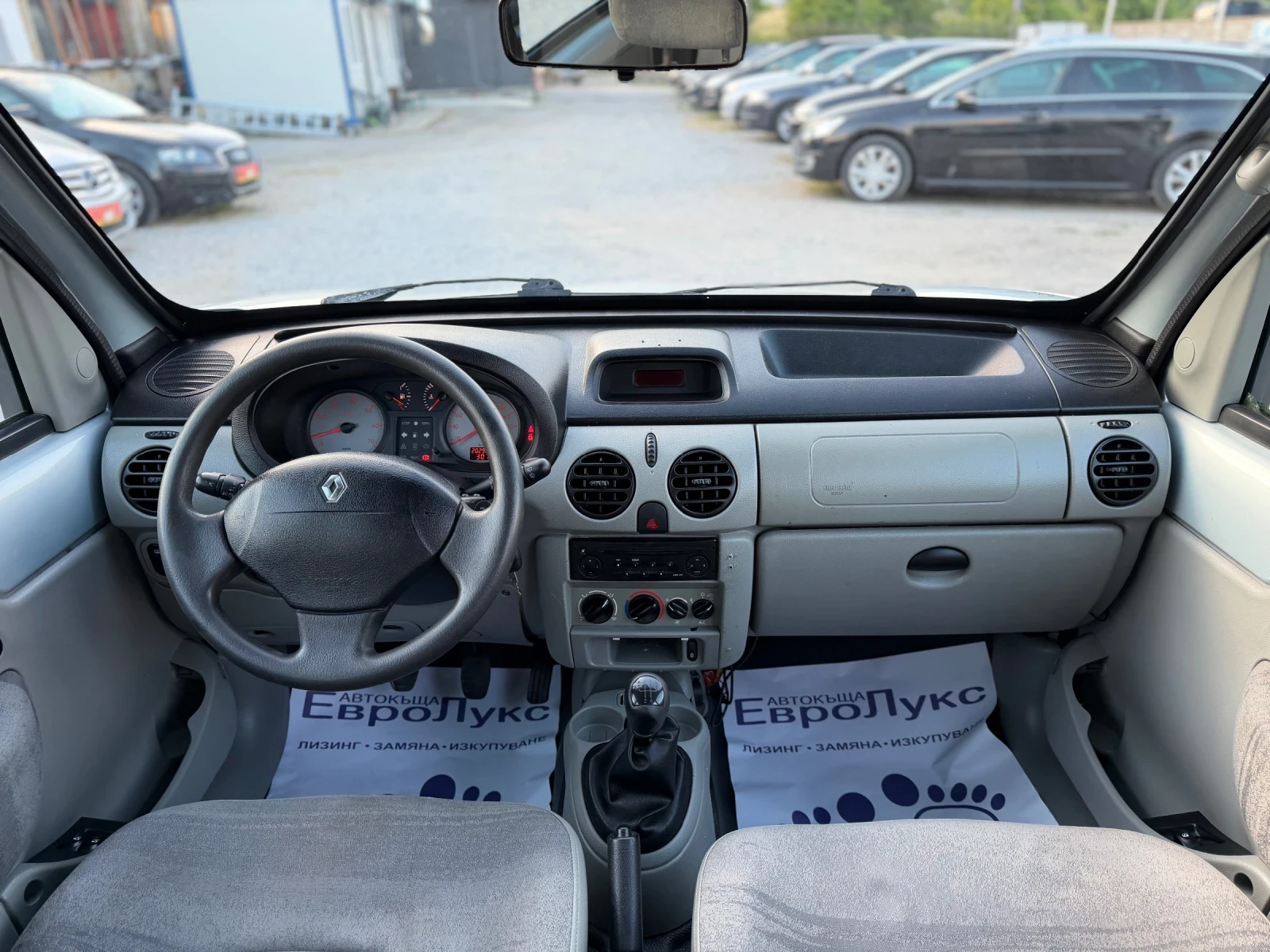 Renault Kangoo 1.5DCI 90кс  КЛИМАТИК , снимка 9 - Автомобили и джипове - 55085145