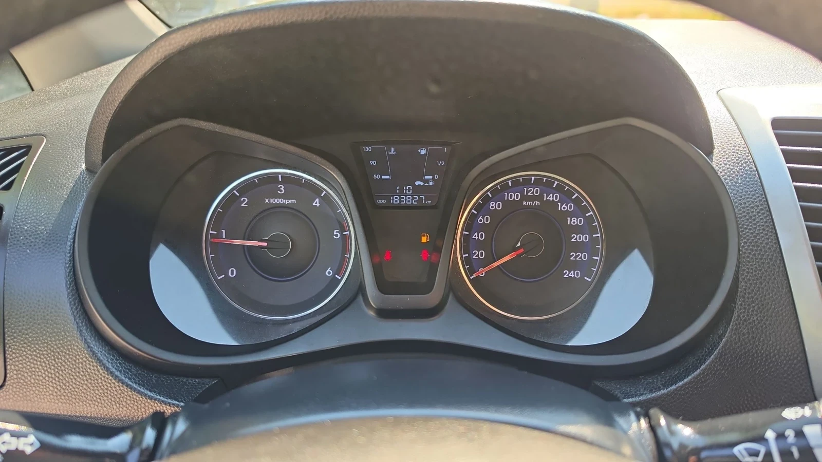 Hyundai Ix20 1.4CRDi, снимка 13 - Автомобили и джипове - 55129485