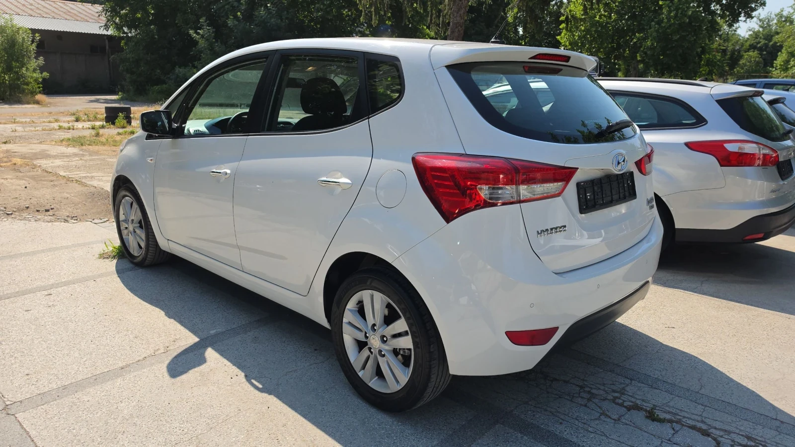 Hyundai Ix20 1.4CRDi, снимка 4 - Автомобили и джипове - 55129485
