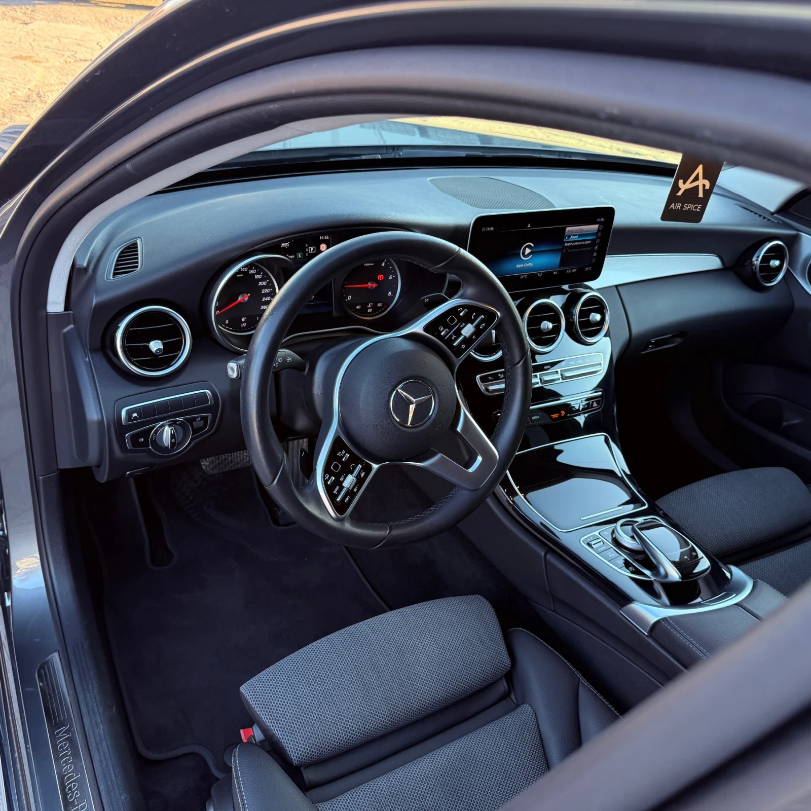 Mercedes-Benz C 220, снимка 10 - Автомобили и джипове - 56208424