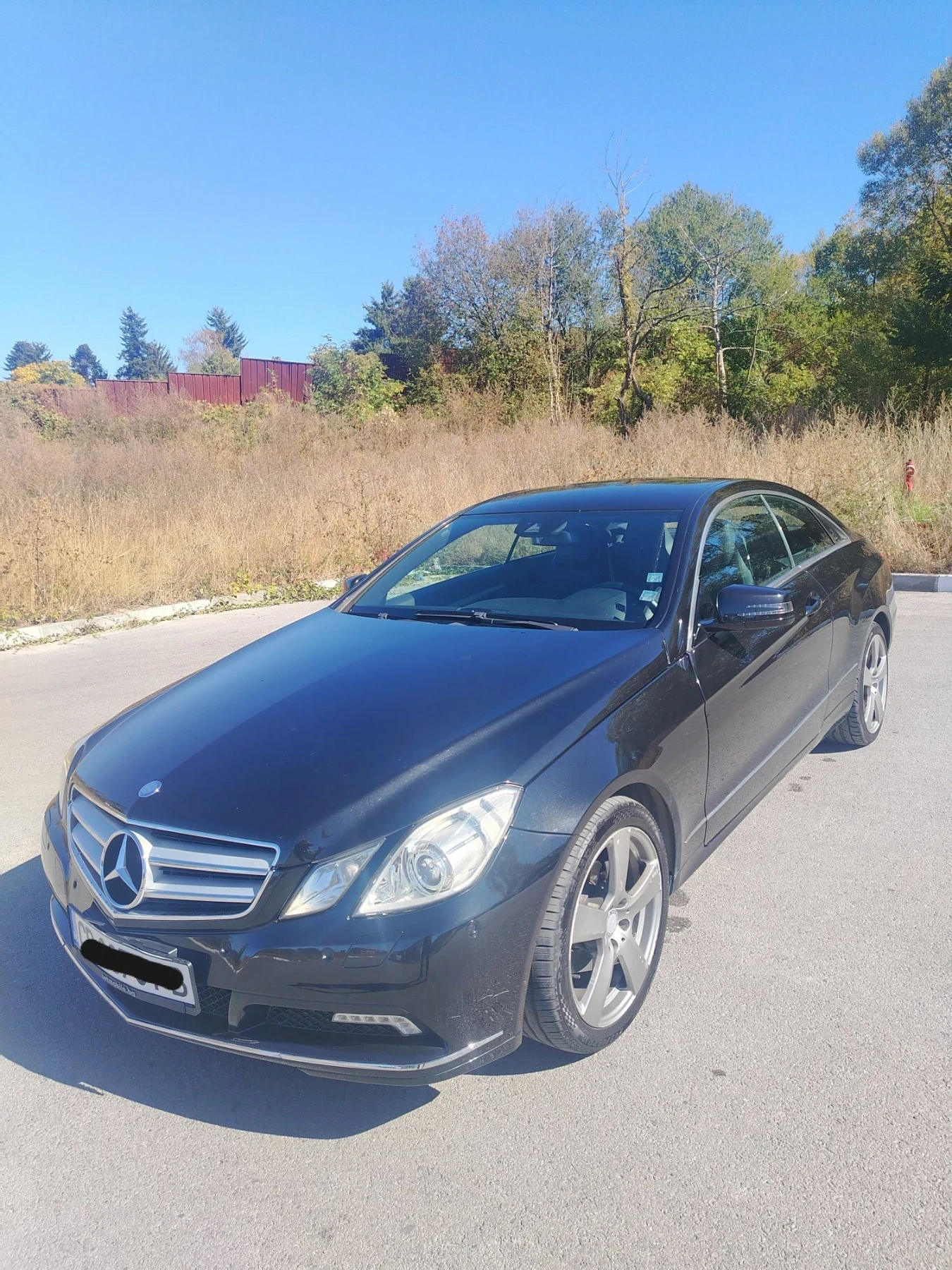 Mercedes-Benz E 220, снимка 2 - Автомобили и джипове - 56359489