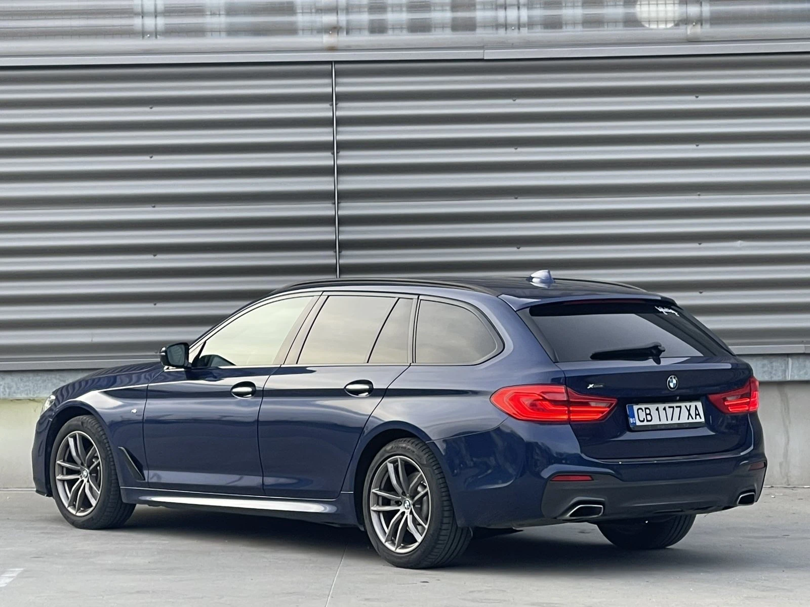 BMW 520 M x drive, снимка 4 - Автомобили и джипове - 56467810