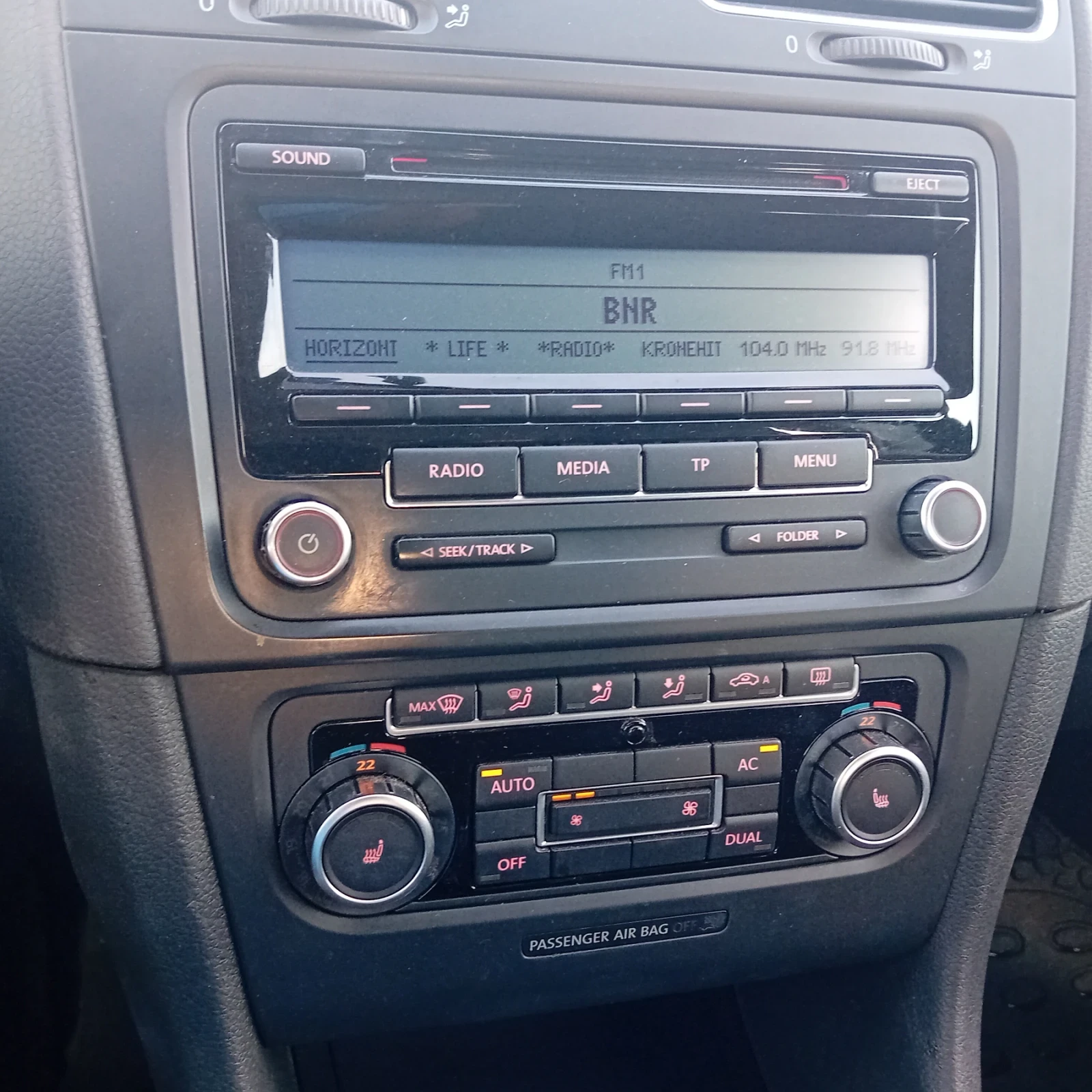 VW Golf 1.6TDI 90коня , снимка 13 - Автомобили и джипове - 56645198