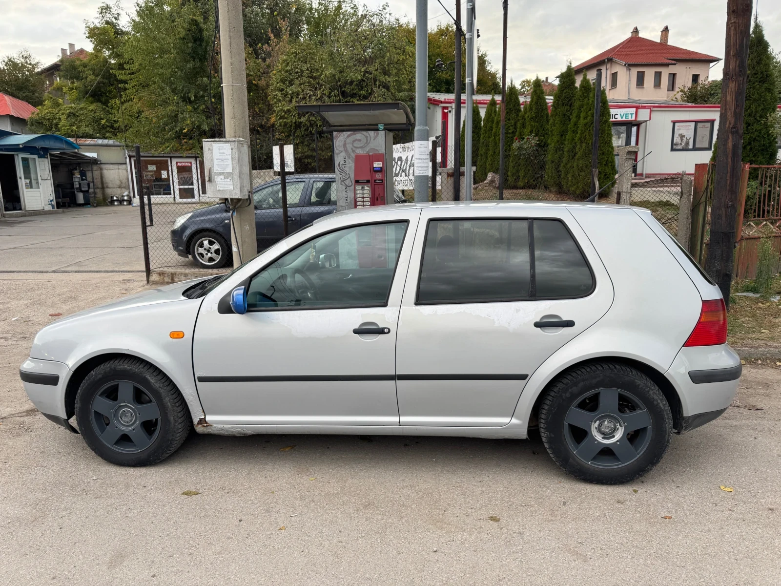 VW Golf, снимка 6 - Автомобили и джипове - 56682224